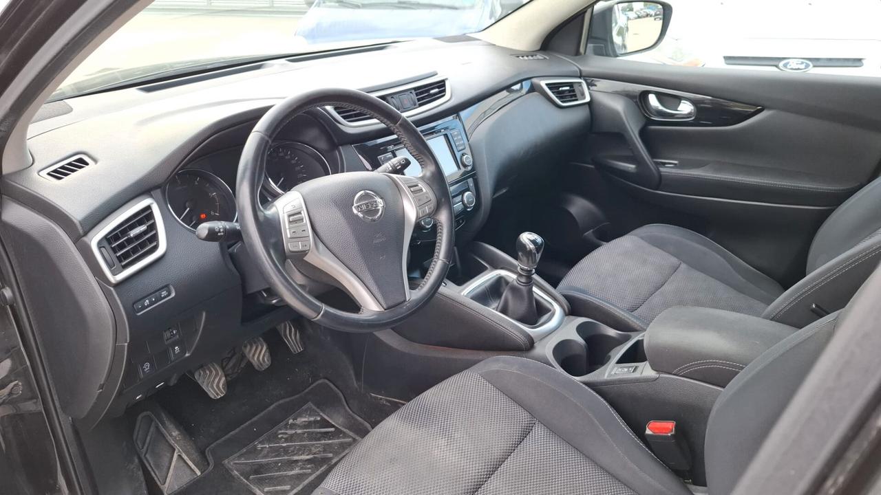 Nissan Qashqai 1.5 dCi - COMMERCIANTI