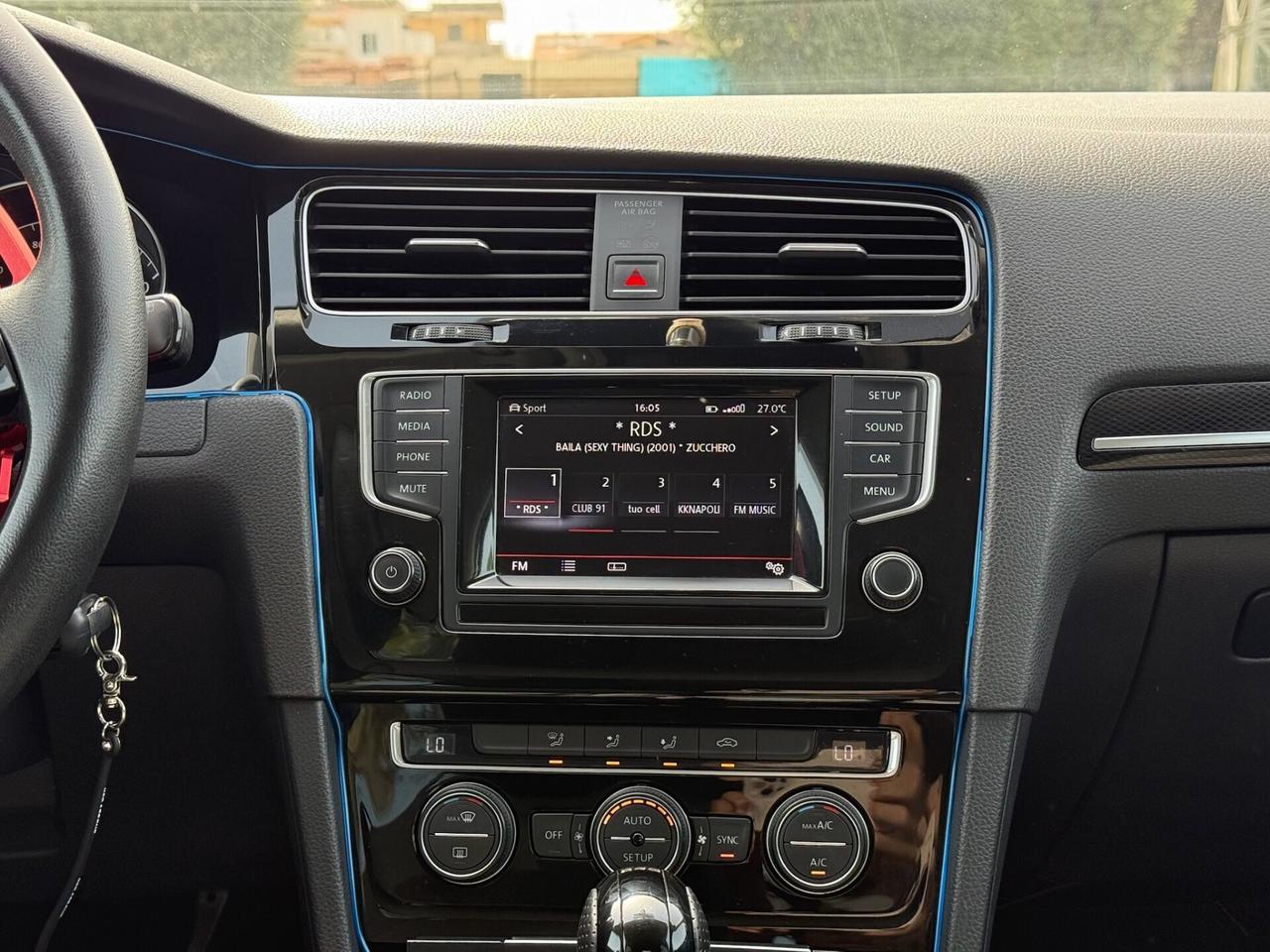 VOLKSWAGEN Golf 7 2013 1.6 TDI 105cv DSG Highline