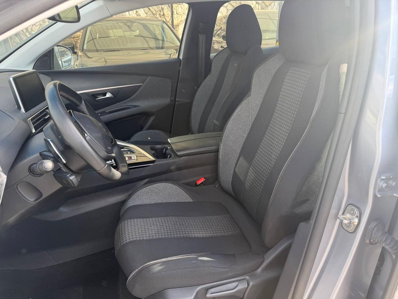PEUGEOT 3008 2022 1.5 130CV EAT8 – GARANZIA 24 MESI