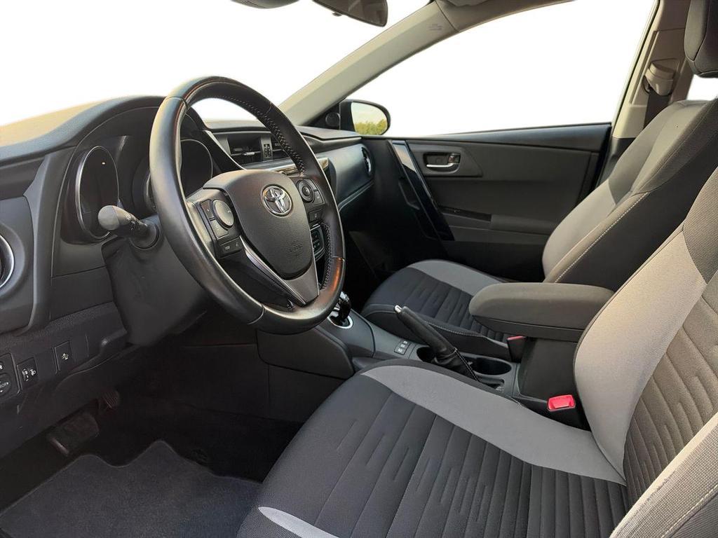 Toyota Auris Touring Sports 1.8 hybrid Active cvt