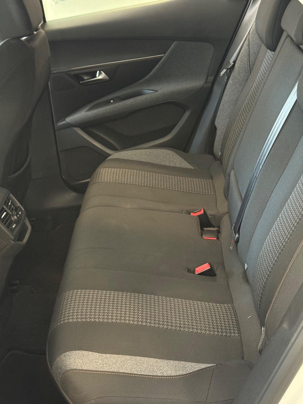 Peugeot 3008 BlueHDi 130 S&S Allure