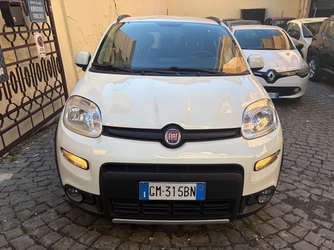 Fiat Panda 1.0 FireFly S&S Hybrid City Cross