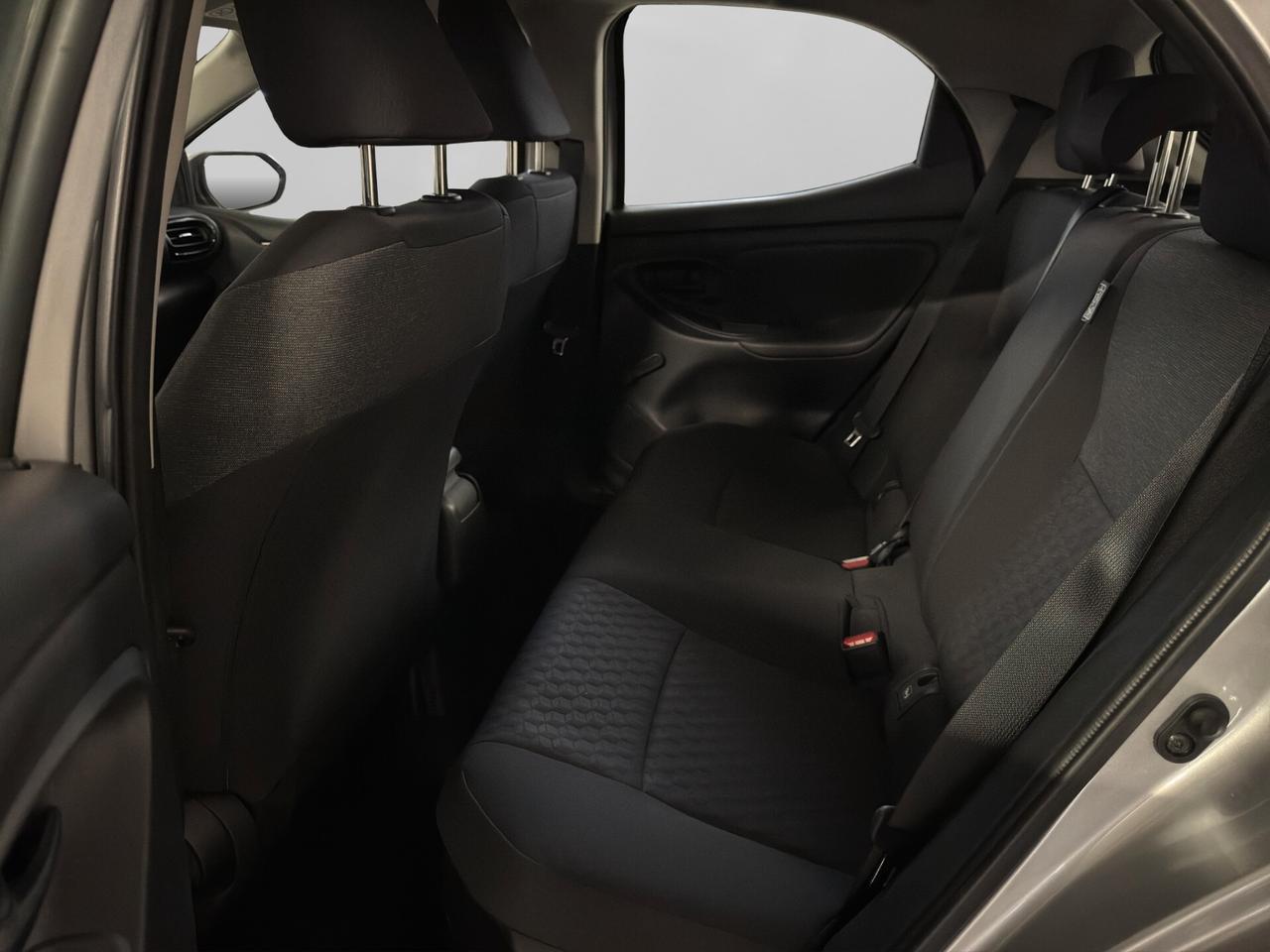 Toyota Yaris 1.5 Hybrid 5 porte Active