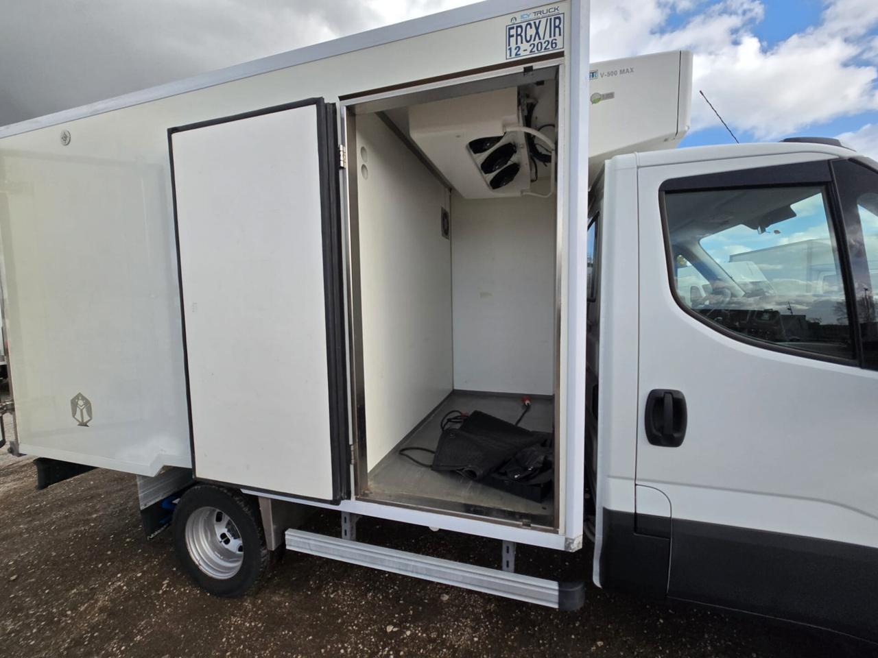 IVECO DAILY 35C16 GRUPPO E FRIGO THERMOKING STRADA RETE 380 V. RIF:3525