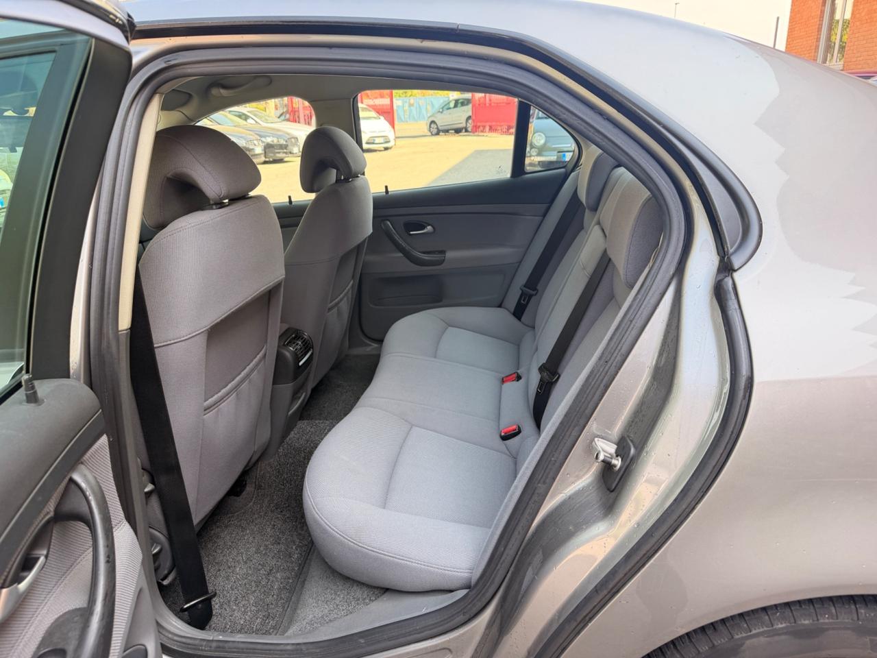 Saab 9-3 Sport Sedan 2.2 TiD Vector