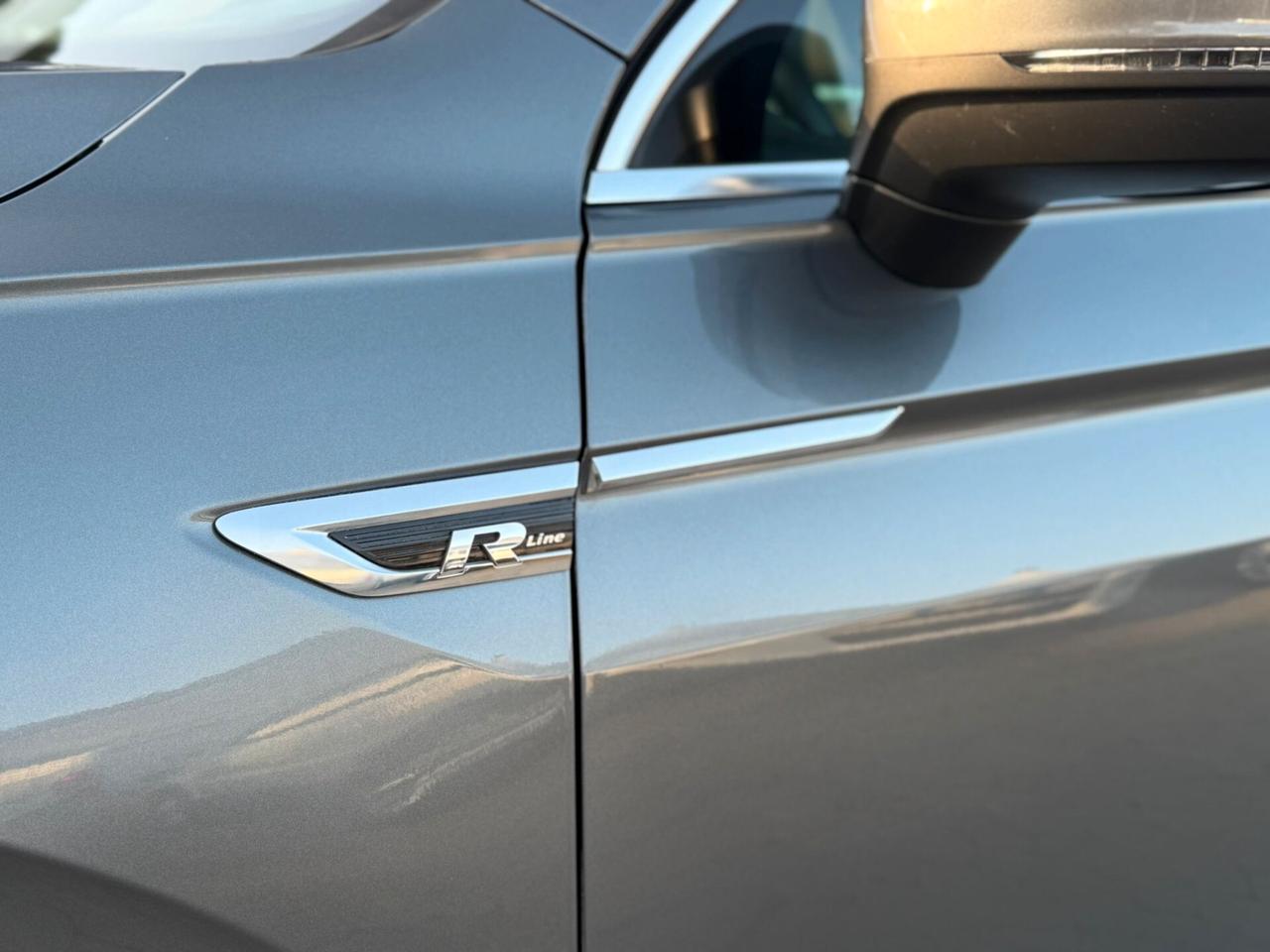 Volkswagen Tiguan 2.0 TDI SCR DSG R-LINE VIRTUAL