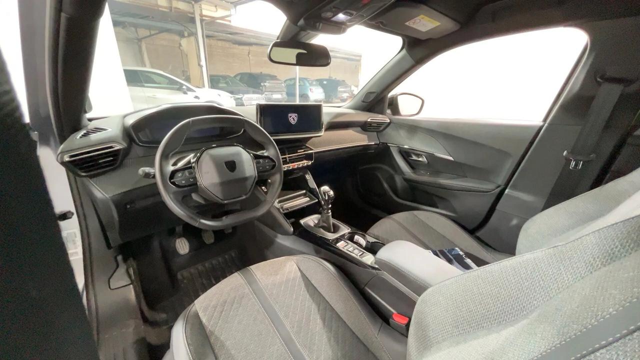 Peugeot 2008 PureTech 100 S&S Allure