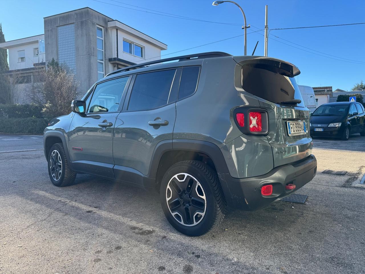 Jeep Renegade 2.0 Mjt 170CV 4WD Active Drive Low Trailhawk
