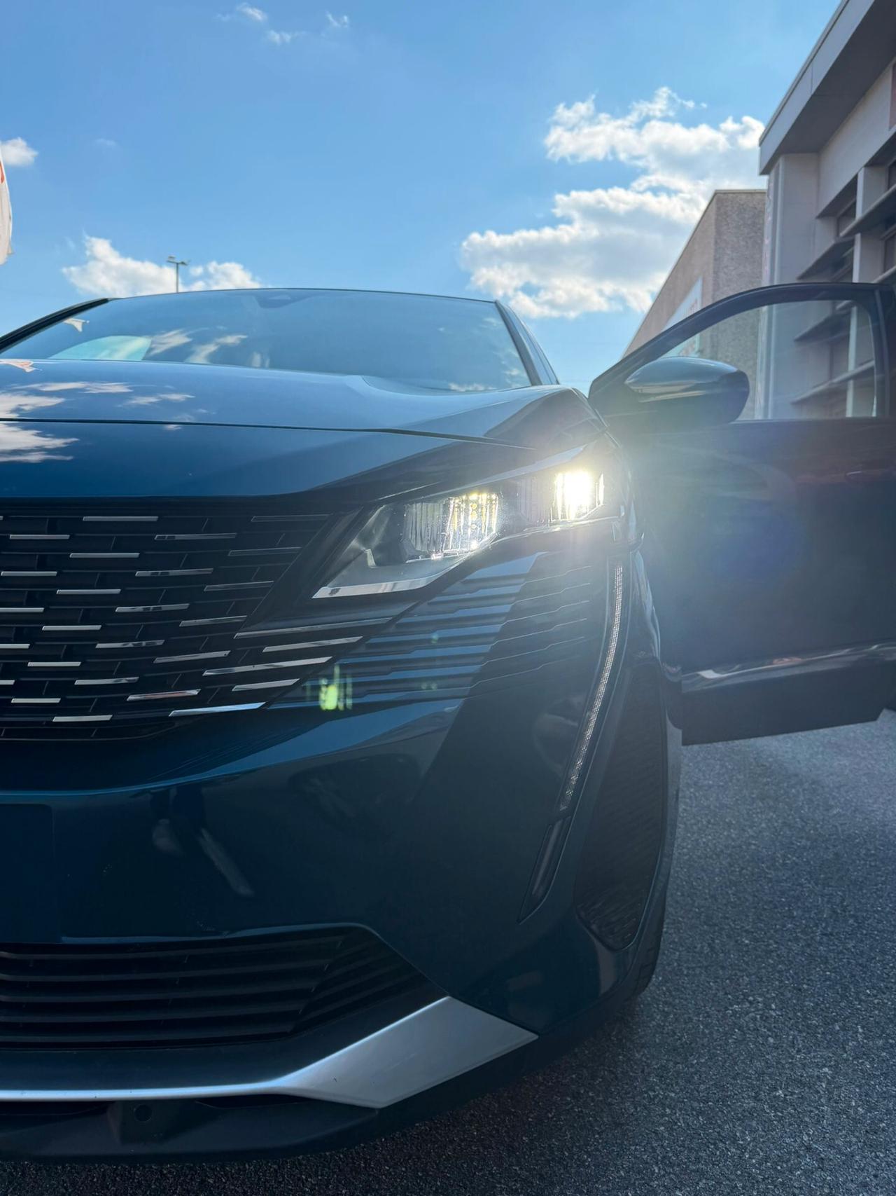 Peugeot 3008 1.5 BlueHDi 130 EAT8 Allure Pack