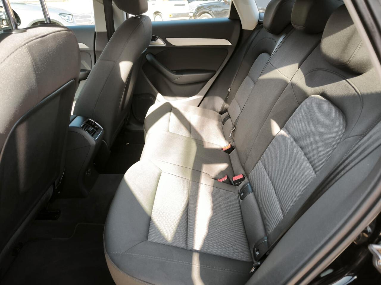 Audi Q3 2.0 TDI 150 CV S tronic Business