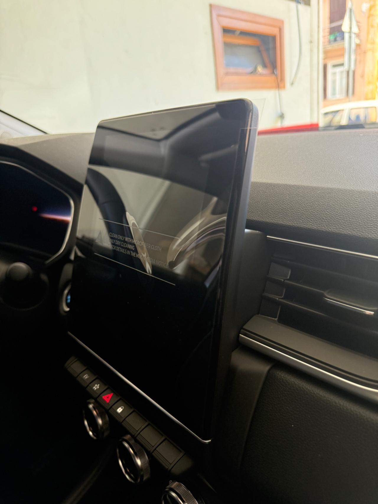 Renault Captur Mild Hybrid Intens