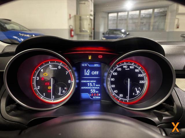 SUZUKI Swift 1.2 Hybrid Top