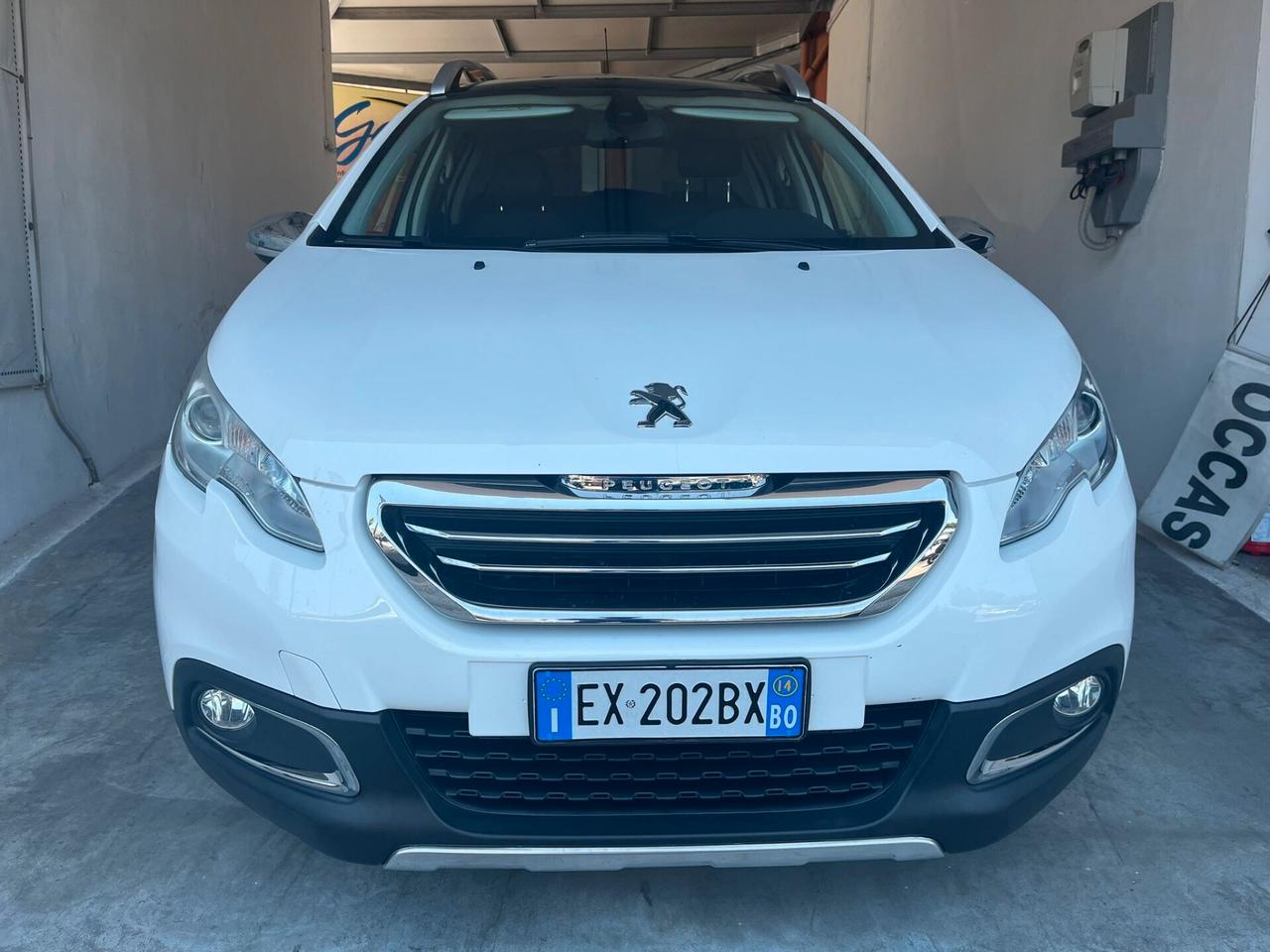 Peugeot 2008 1.6 92 CV ETG6 Allure TETTO