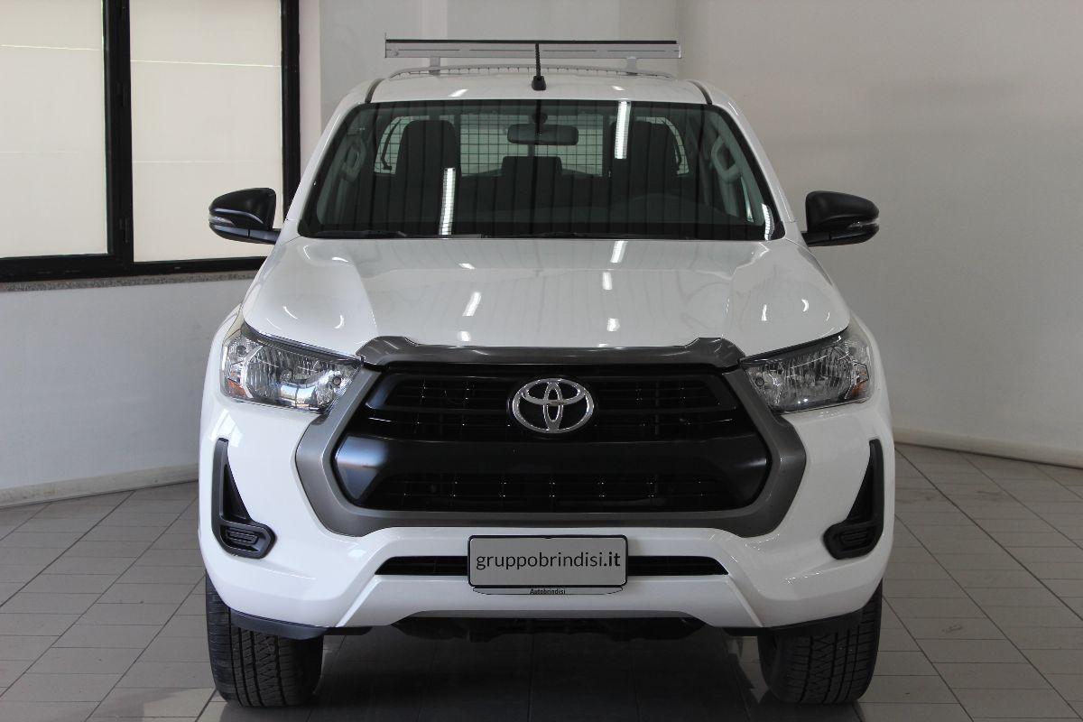 TOYOTA HILUX 2.4 D4D M/T DC 4X4 COMFORT .VC.