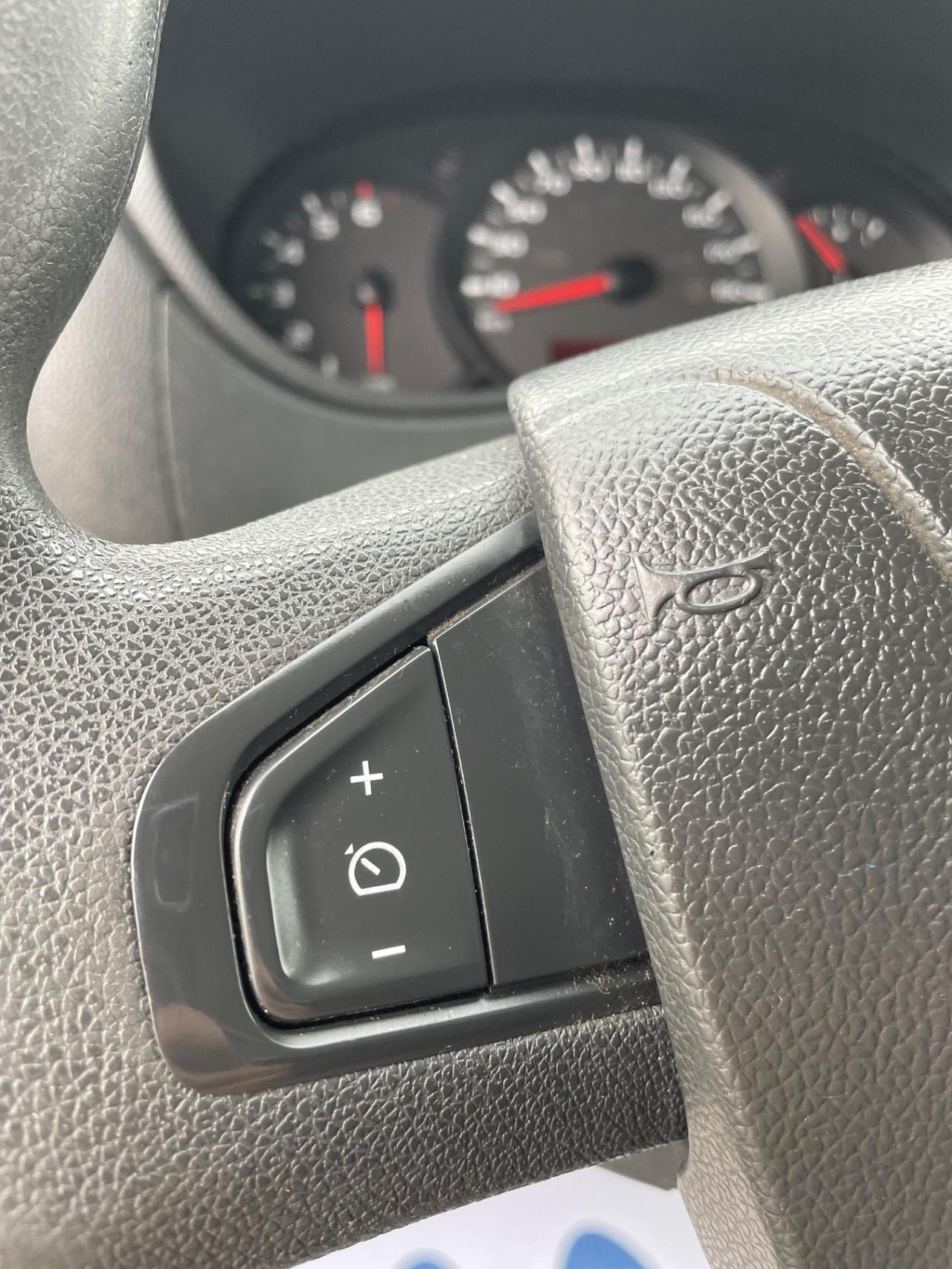 Renault Master Cabinato Con Sponda Idraulica Euro 6D UniProprietario