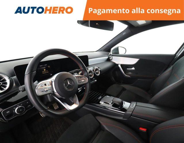 MERCEDES-BENZ A 200 Automatic 4p. Premium