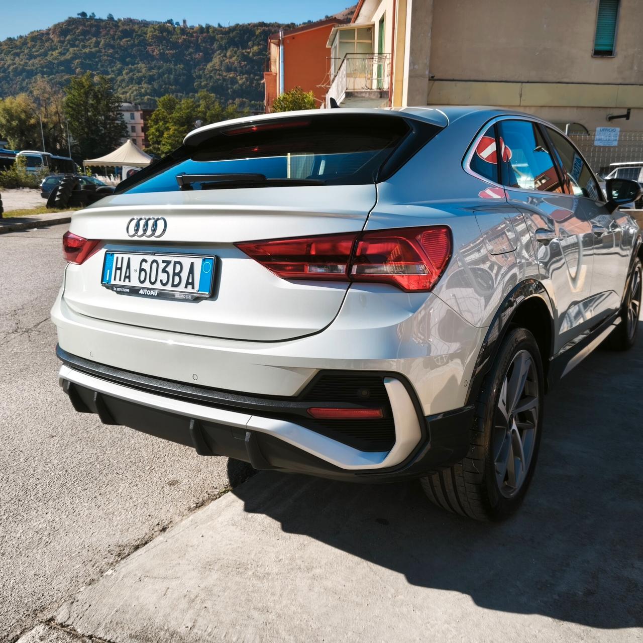 Audi Q3 35 TFSI S tronic line edition