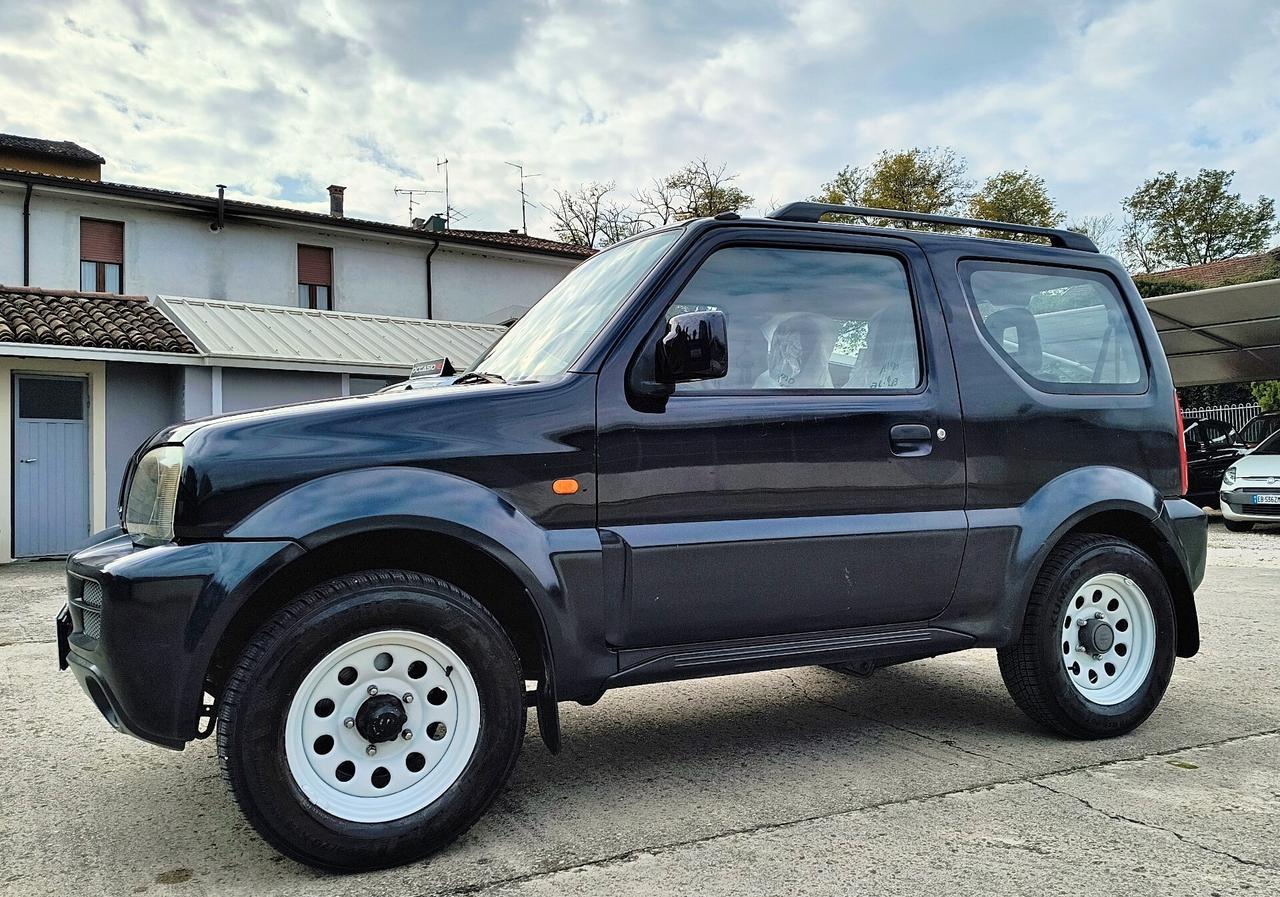 Suzuki Jimny 1.3i 16V cat 4WD