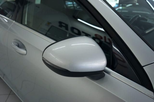MERCEDES-BENZ A 180 d Automatic Business Extra Uniprop. Certificata
