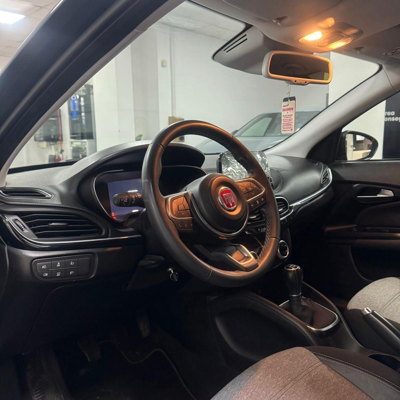 Fiat Tipo 1.3 Mjt S&S 5 porte Cross