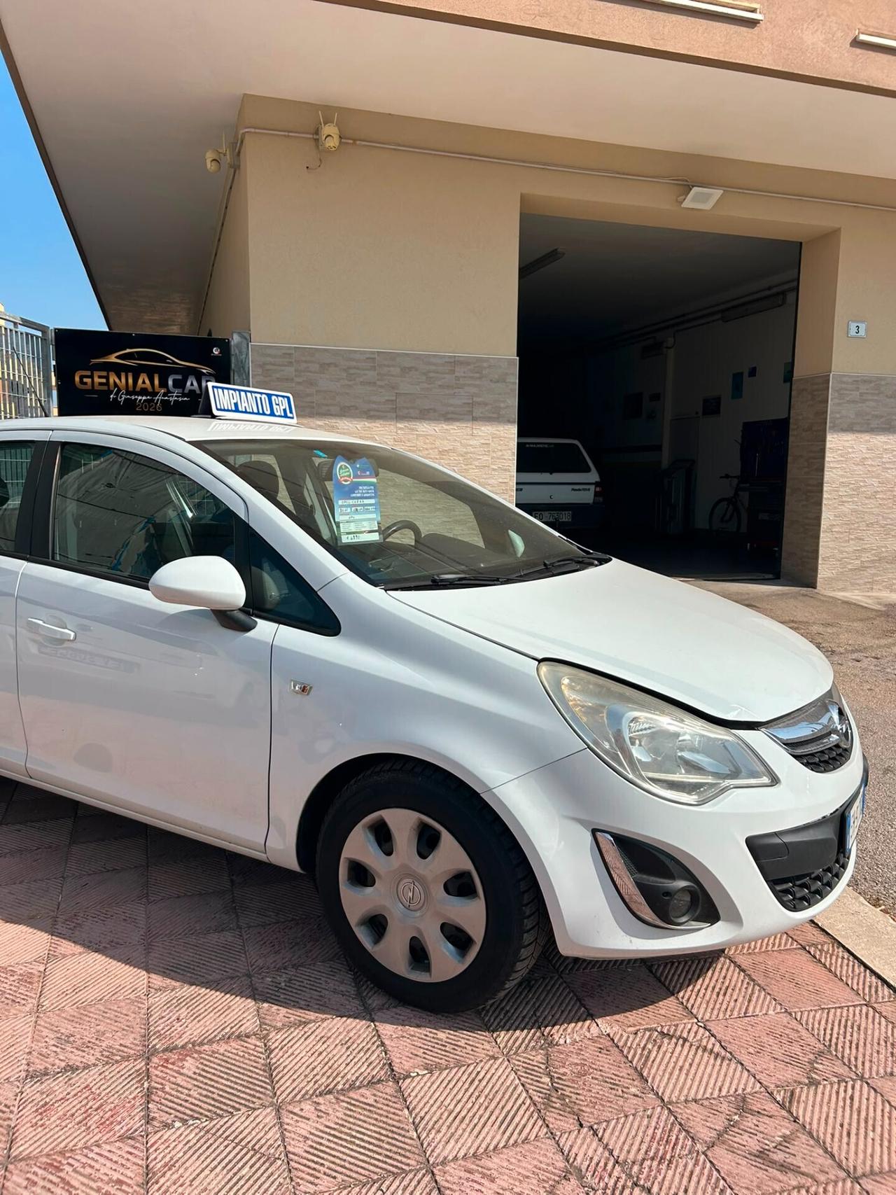 Opel Corsa 1.2 85CV 5 porte GPL-TECH Club