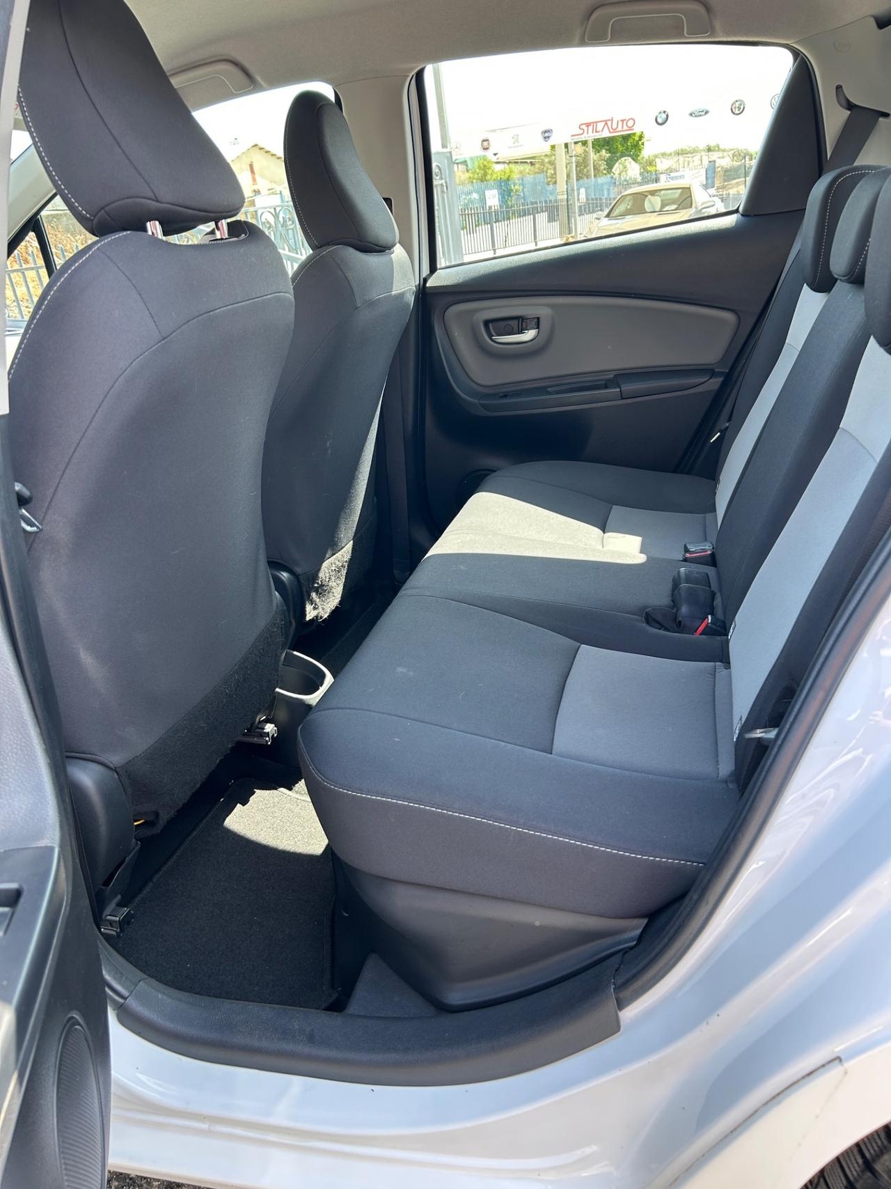 Toyota Yaris 1.5 Hybrid 5 porte Cool