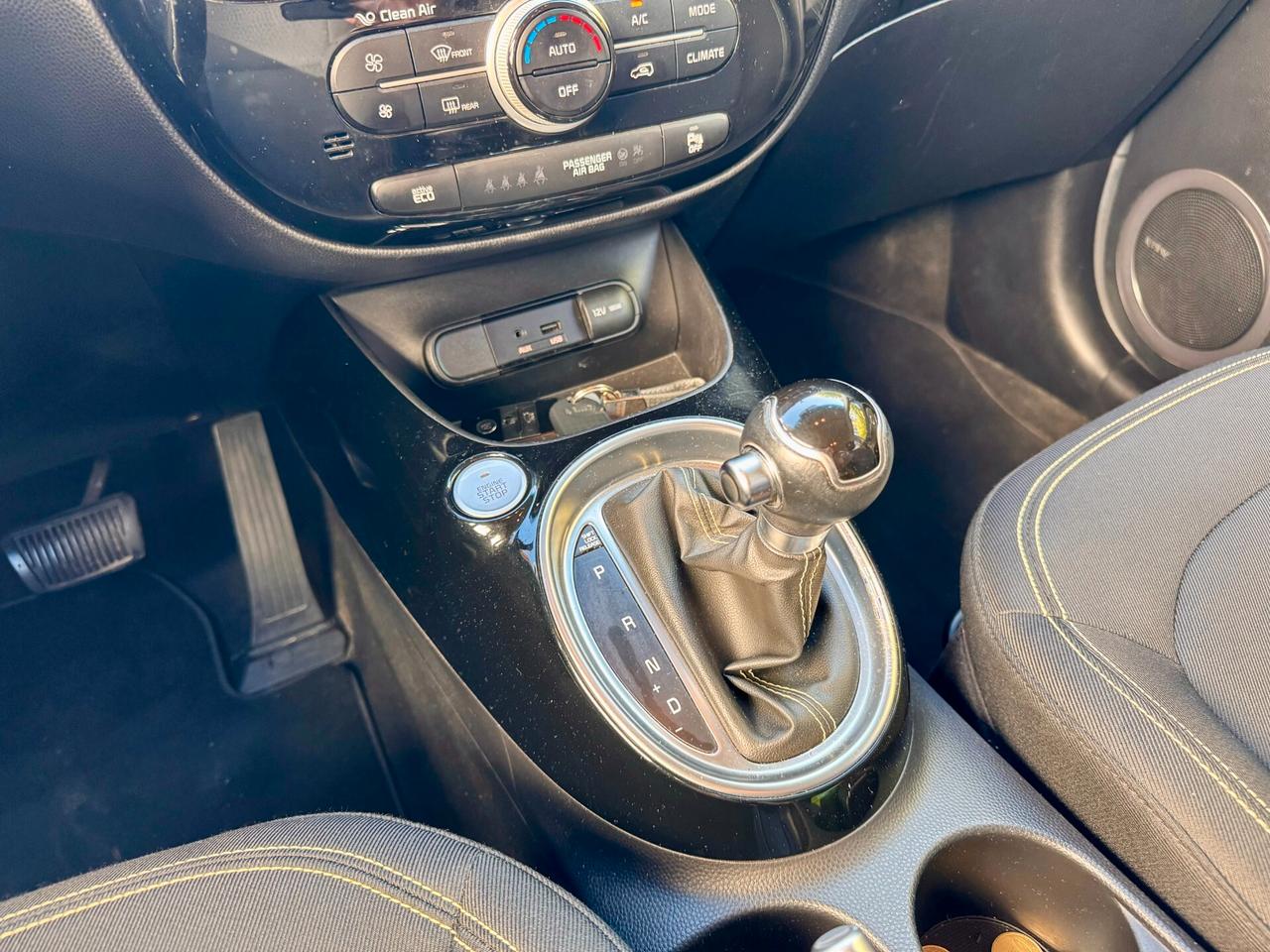 Kia Soul 1.6 CRDi You 16V 128cv auto