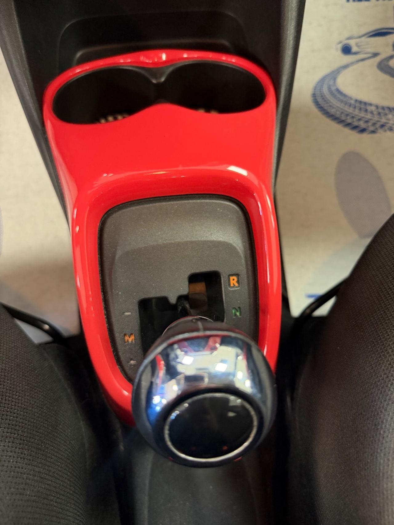 Citroen C1 VTi 68 ETG 5 porte Shine