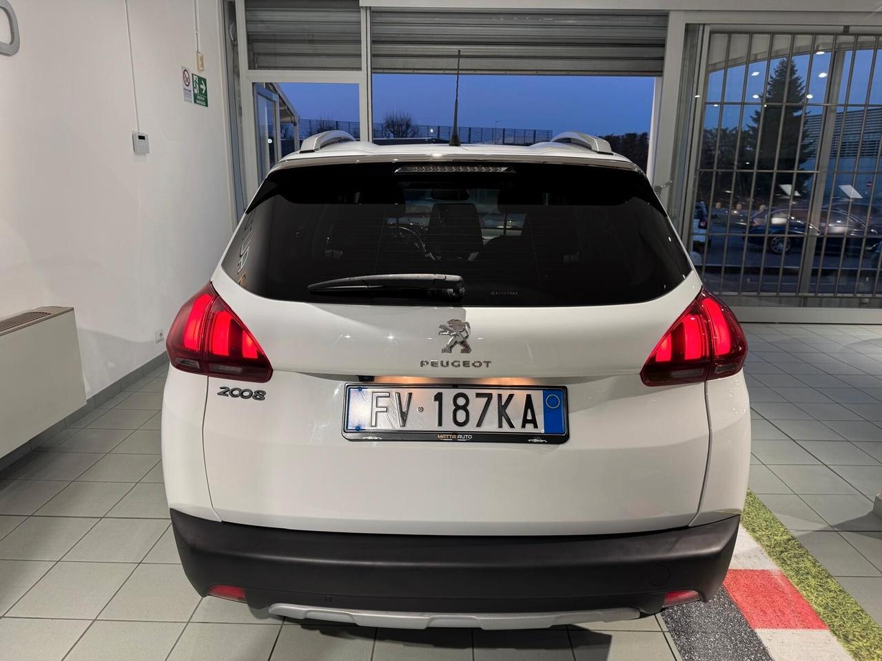 Peugeot 2008 PureTech 82 S&S Allure