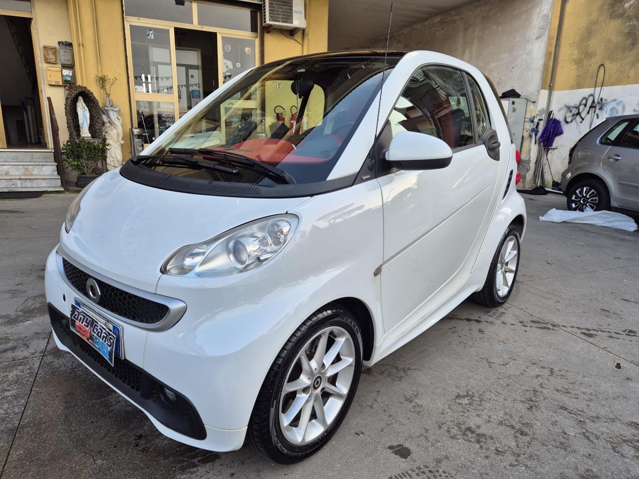 Smart ForTwo 1000 52 kW MHD passion 90.000km