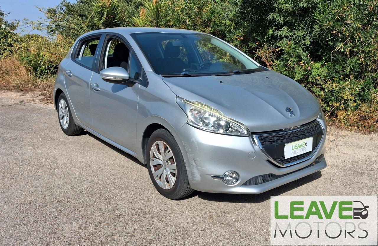 Peugeot 208 1.4 HDi Allure (M1575)