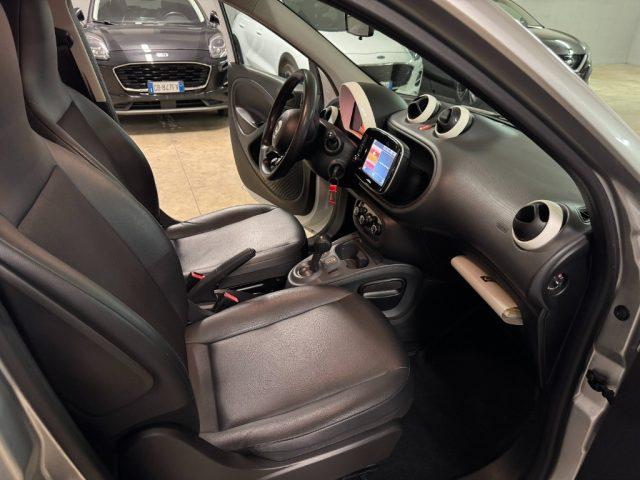 SMART ForFour 70 1.0 twinamic Supertech