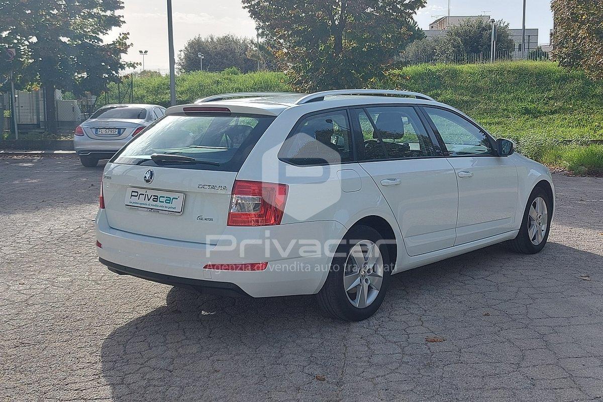 SKODA Octavia 1.4 TSI Wagon Ambition G-Tec