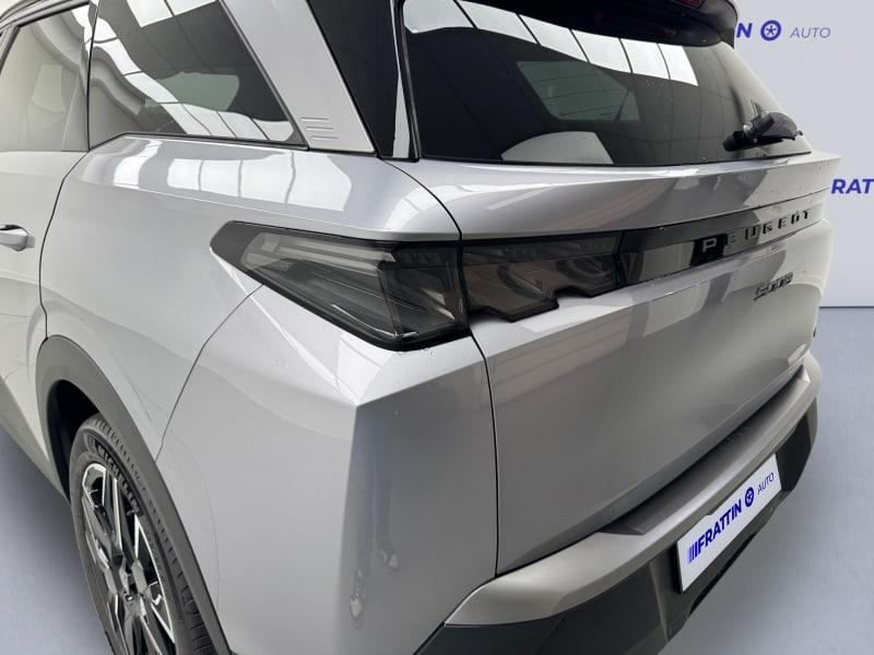PEUGEOT 5008 HYBRID 136 E-DCS6 GT