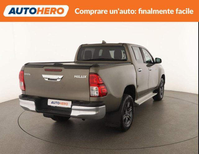 TOYOTA Hilux 2.4 D-4D 4WD 4 porte Double Cab Lounge