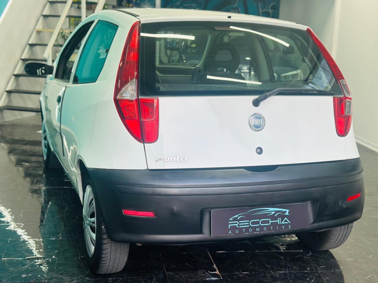 Fiat Punto FANALONE 3 porte 5 posti 1.2 ok neopatentati