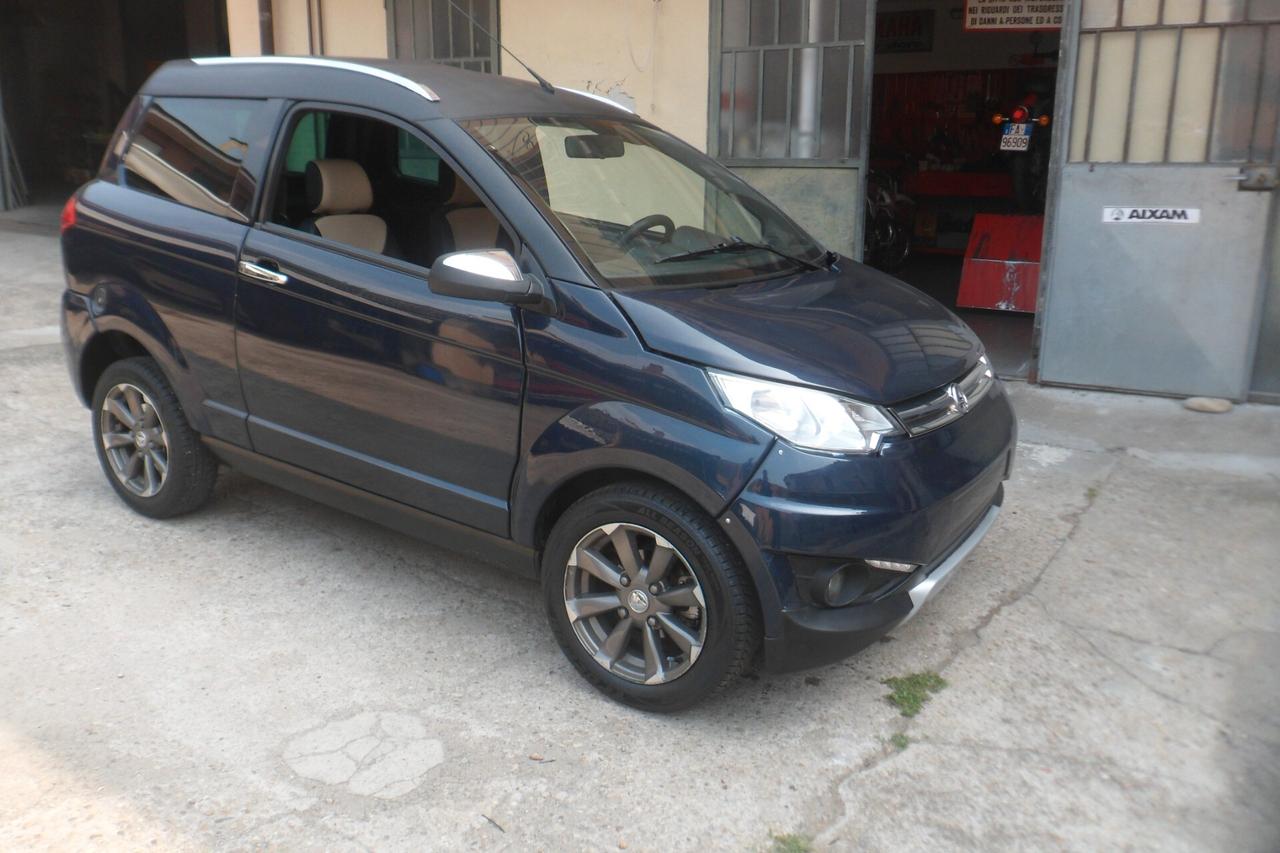 Aixam Crossover Premium Vision con climatizzatore