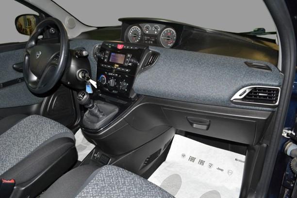 LANCIA Ypsilon 1.0 70cv Hybrid Silver