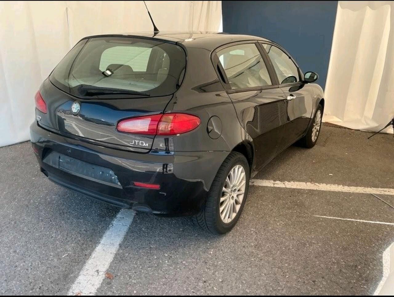 Alfa Romeo 147 1.9 jtd m-jet progression