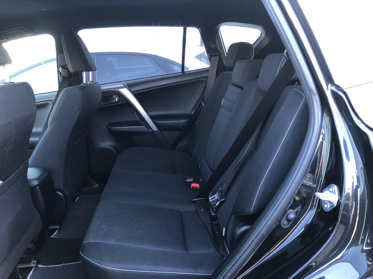 Toyota RAV 4 RAV4 2.5 Hybrid 2WD Lounge