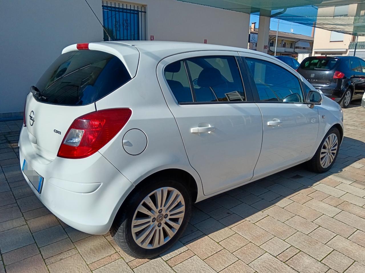 Opel Corsa 1.3 CDTI 75CV 5 porte Cosmo