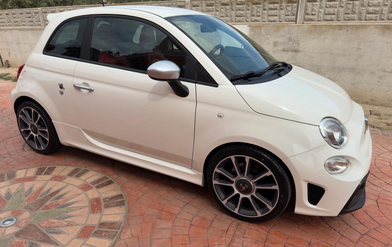Abarth 595 1.4 Turbo T-Jet 165 CV Turismo