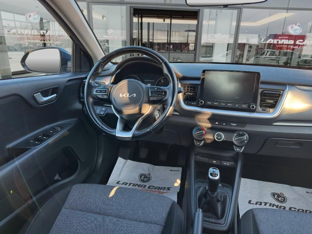 Kia Stonic 1.0 t-gdi mhev Urban 100cv CON TELECAM E CARPLAY