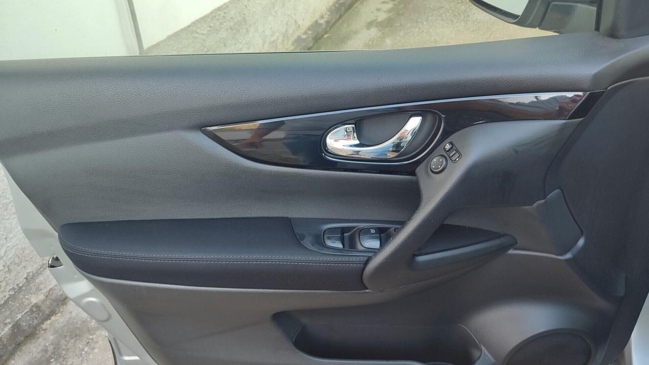 Nissan Qashqai TETTO PANORAMICO