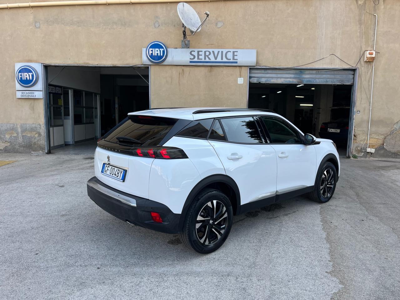 Peugeot 2008 BlueHDi 110 S&S Allure Pack