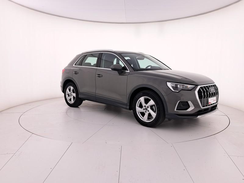 Audi Q3 35 2.0 tdi business advanced s-tronic