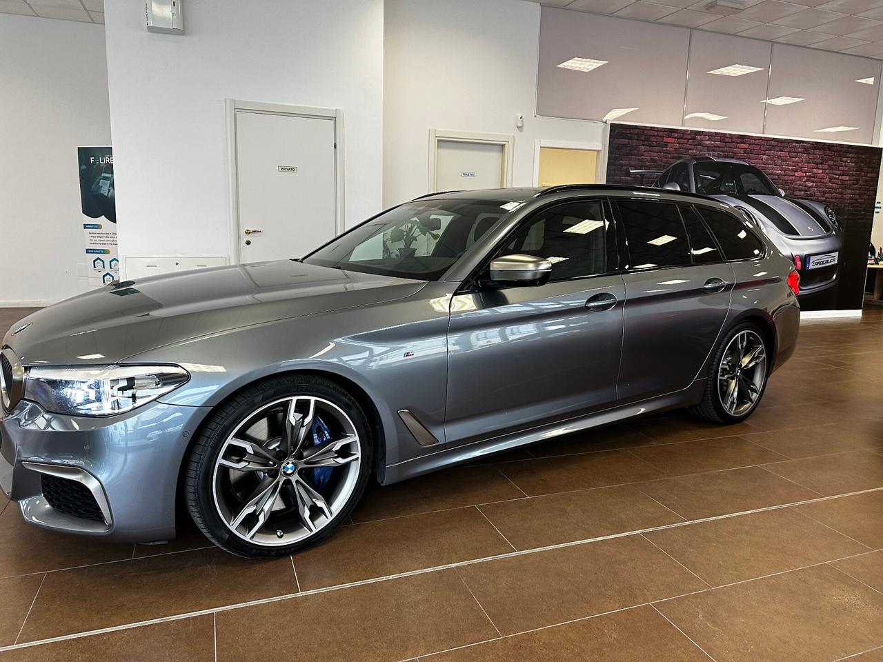 Bmw 550 M550d xDrive Touring