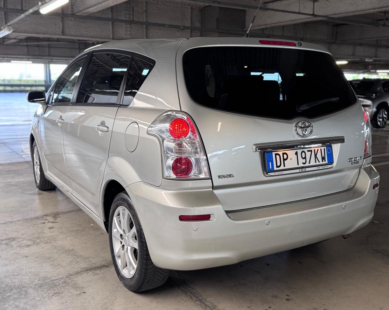 Toyota Corolla Verso 1.8 16V MMT MY'08 7pti