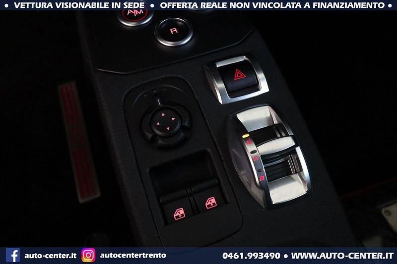 Alfa Romeo 4C 4C Coupé 1750 TBI *UNIPRO