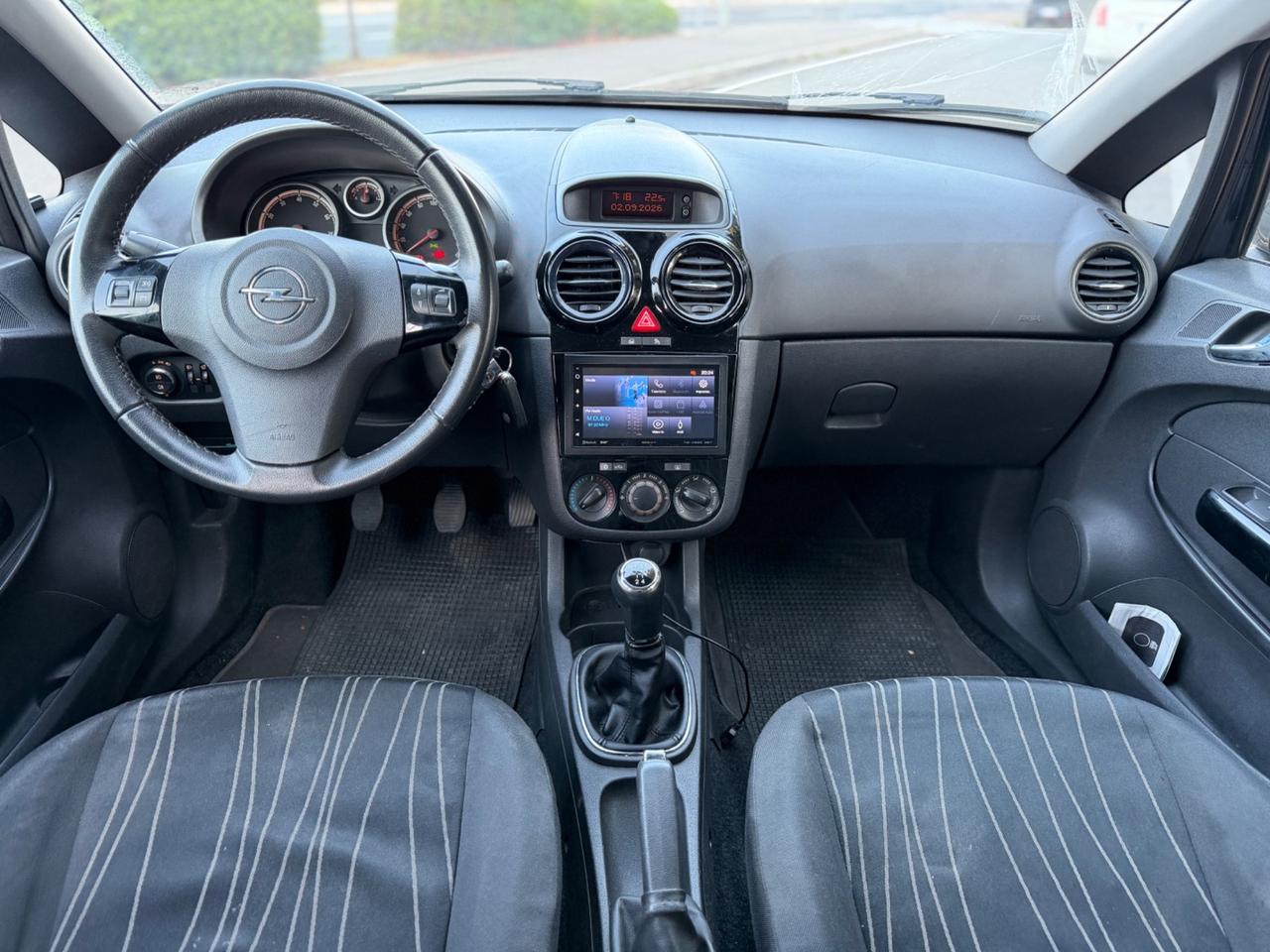 Opel Corsa 1.2 80CV 5 porte GPL-TECH Edition